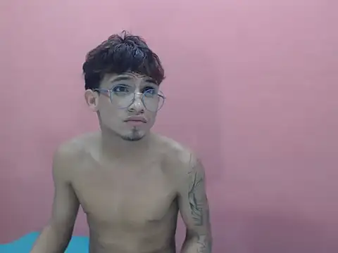 Chatroom XXX en direct de paulwalker19
