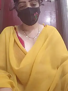 Saanvi-Sen Adlı Modelin Canlı XXX Sohbeti