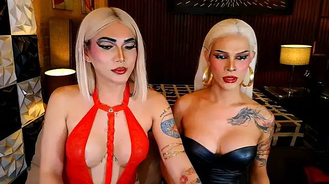 צ'אט XXX בשידור חי של RuthlessDomQueen