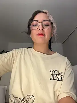 Chat XXX Live Rae_Lil_White