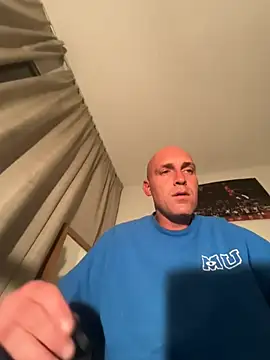 DaSwitch85 – Naživo XXX chat