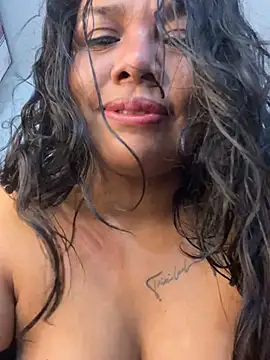 Chat +18 de Rashell1_Queen ao vivo