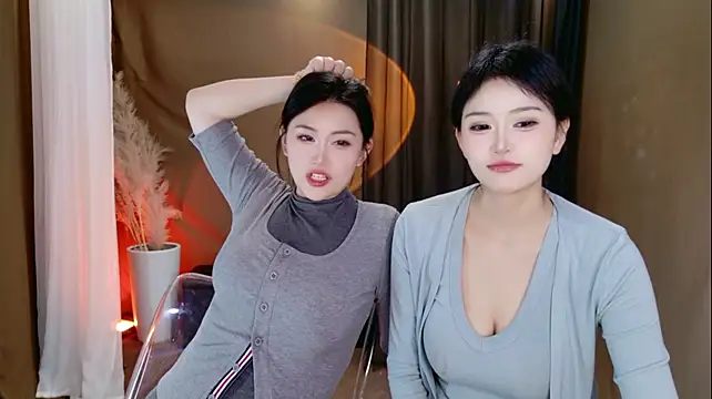 Banana-Milk69 Adlı Modelin Canlı XXX Sohbeti
