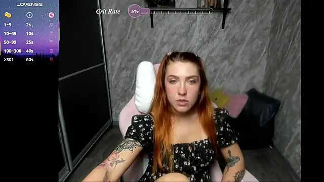Reginasmilee's Live XXX Chat