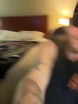 Livingpuddle Live XXX-Chat