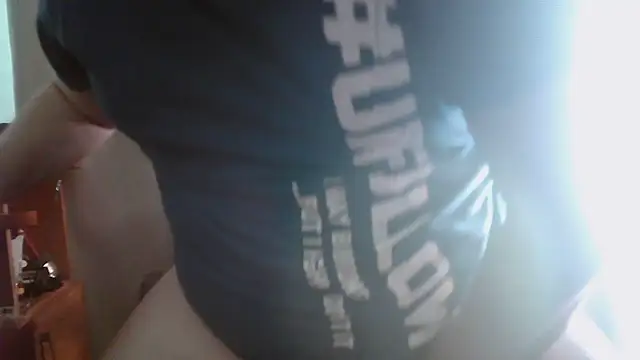 Chat +18 de Adymby ao vivo