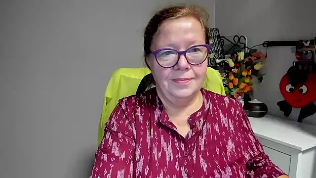 Živý XXX chat Adelewildx