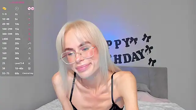 צ'אט XXX בשידור חי של bellatip