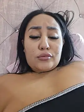 Valentina_Tilly Chat XXX in diretta