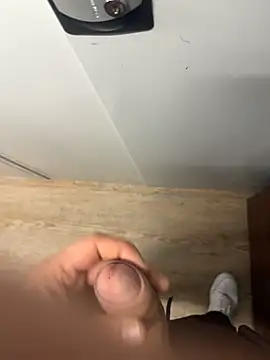 AlexGogo23 webkamerás műsora