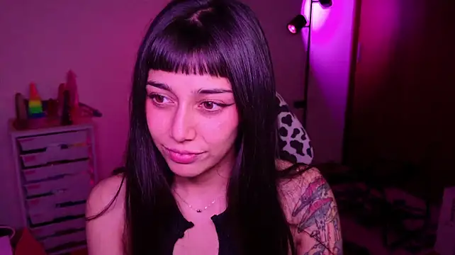 Chat +18 de amber_yull ao vivo