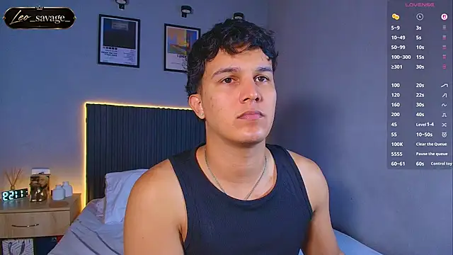 Chat +18 de Leo_Savage_ ao vivo