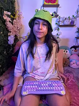 Eymmy_24's Live XXX Chat