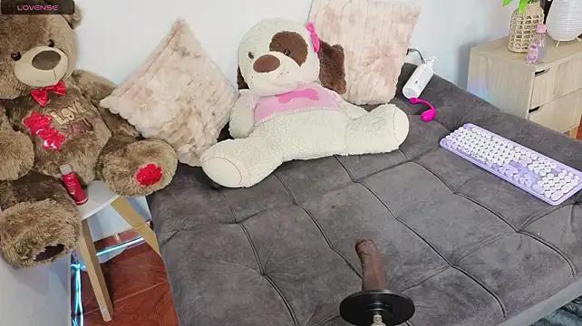 Christine_20のライブXXX チャット