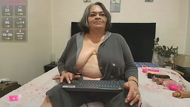QueenMatturex Live XXX-Chat