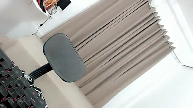 PerfectLadyvoy's Live XXX Chat