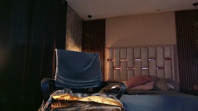 Michaell_Peters 라이브 XXX 채팅