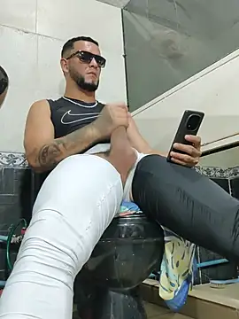 Chat XXX ao vivo de PIGHIGHDIRTY_p0