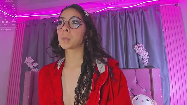 Sarah_Moon1's Live XXX Chat