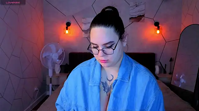 Kity_Mooree Chat XXX live