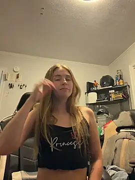 MisCheeks69 Live XXX-chat