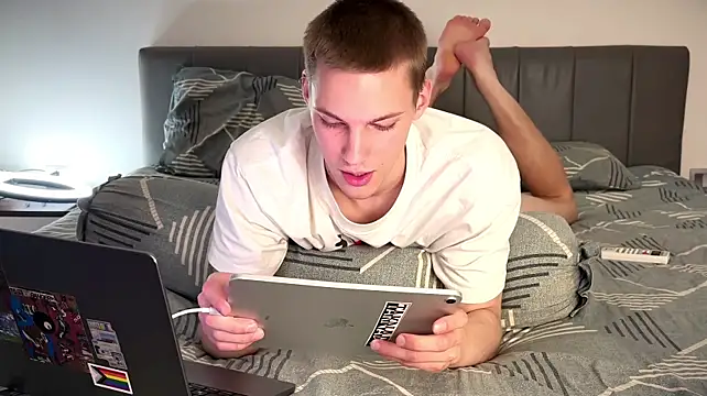 davey_ebashn Live XXX chat