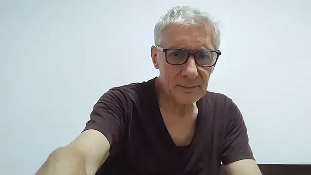XXX chat uživo modela BIGUNCUTHARDCOCK