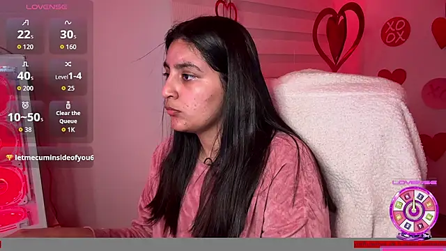 cloe_small Live XXX Chat