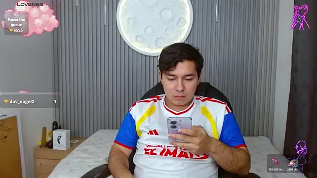 Julian_Smith21 লাইভ XXX চ্যাট