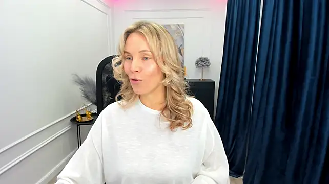 Chat +18 de Sinty_Devis ao vivo