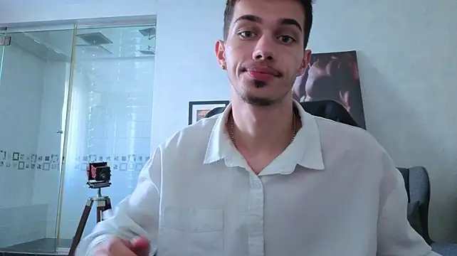 دردشة KaydenDrew الجنسية المباشرة