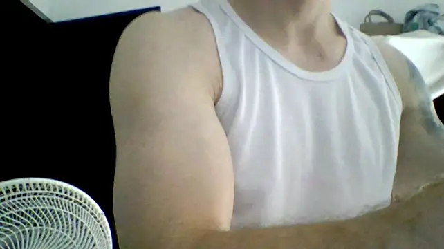 Kenner_fox77's Live XXX Chat