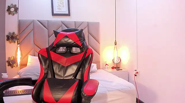 Živý XXX chat LeoDrake_
