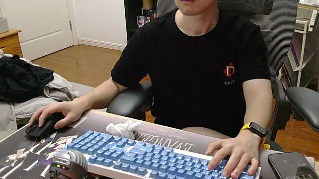 Adzard65 现场XXX聊天