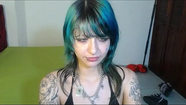 Angel__Dreams Adlı Modelin Canlı XXX Sohbeti