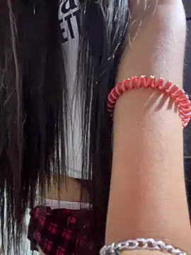 MARIPOSA_18 live XXX chat