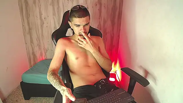 Онлайн чат XXX Tayson_Hot