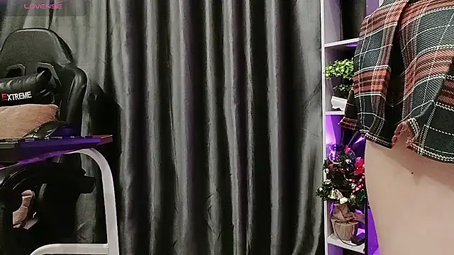 Chat +18 de Yuki-yio ao vivo