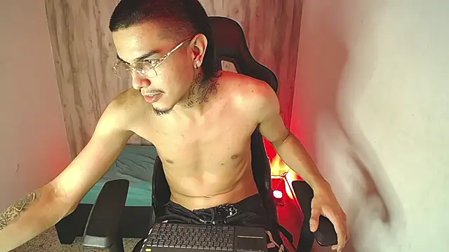 Chat XXX ao vivo de Tayson_Hot
