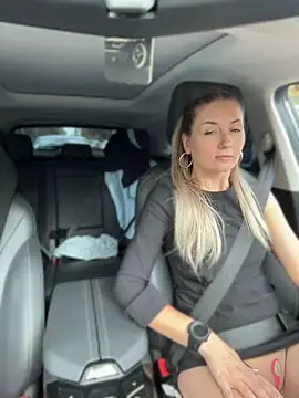 Crazy-Rosa – Naživo XXX chat