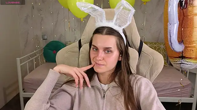 Chat +18 de Alison_Bell ao vivo
