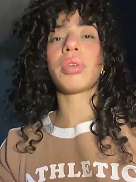Chat XXX en directo de Miily_0