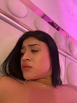Chat XXX en directo de lucianaroy