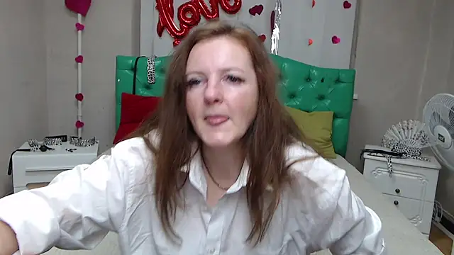 MeganPirsn Live XXX chat