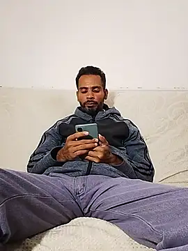 XXX chat uživo modela BlackAlphaPrime