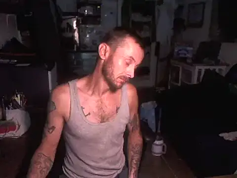 Chatroom XXX en direct de CloudDadddyyy
