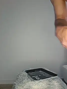 Chat +18 de daddy_bigdick40 ao vivo