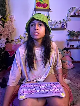 Chat XXX en directo de Eymmy_24