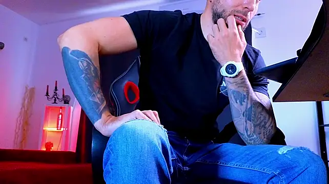 XXX chat uživo modela MightyAaron66