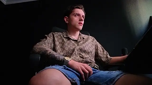 Chat +18 de FelixStarkk ao vivo